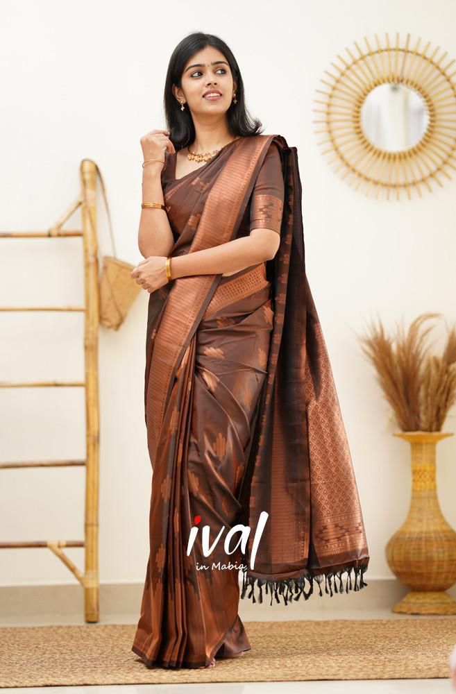 Lichi Silk Grace Soft Lichi Silk Saree with Rich Pallu & All-Over Jacquard Work
