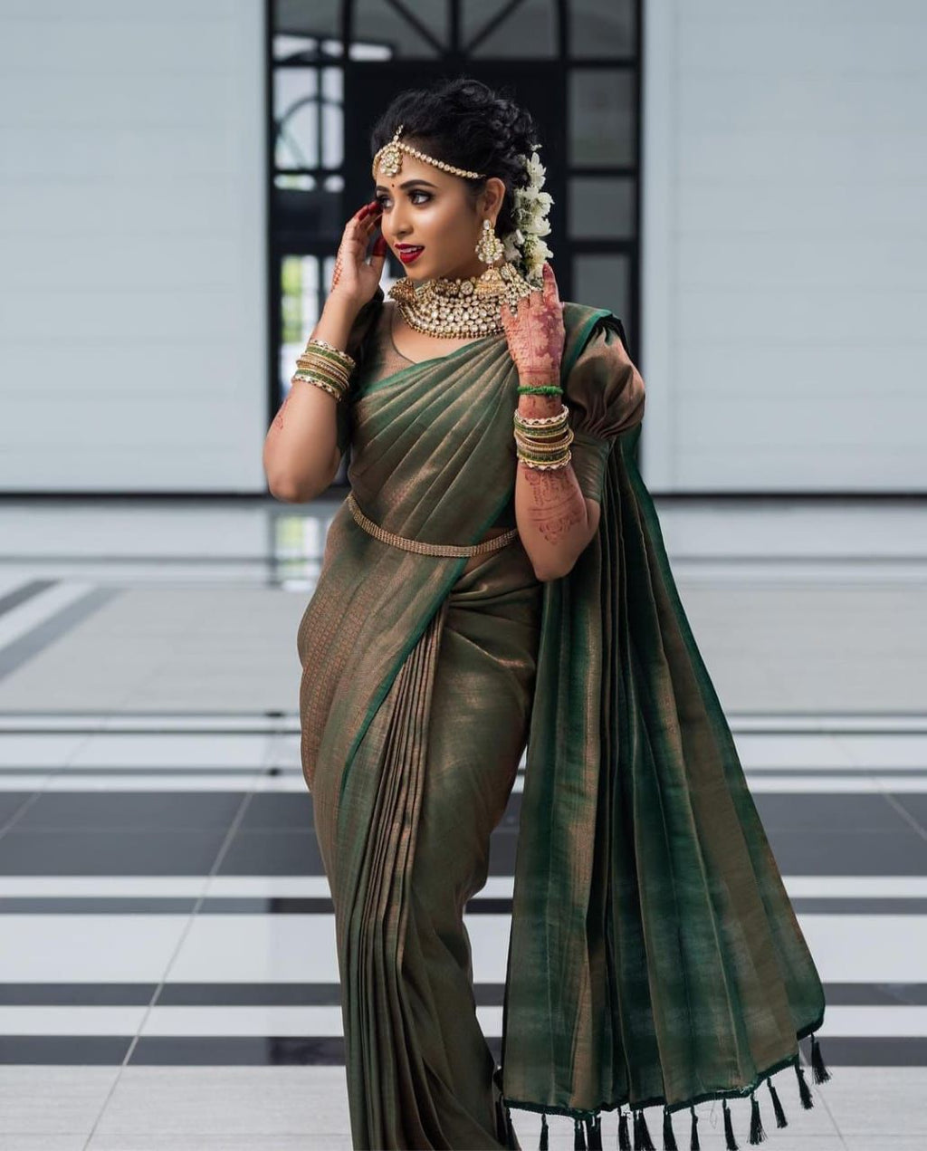chi Silk Regal Grace  Soft Lichi Silk Saree with Rich Pallu & All-Over Jacquard Work