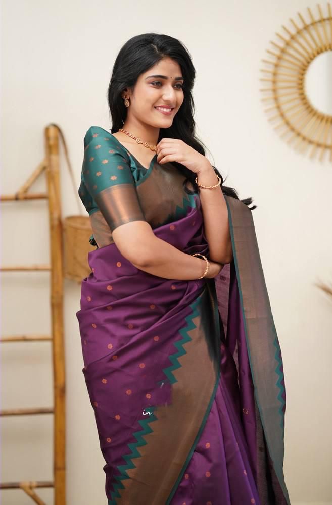 Lichi Silk Regal Elegance Soft Lichi Silk Saree with Rich Pallu & Jacquard Work