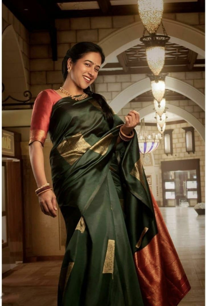 Majestic Lichi Aura  Luxurious Soft Lichi Silk Saree with Rich Pallu & Intricate All-Over Jacquard Work