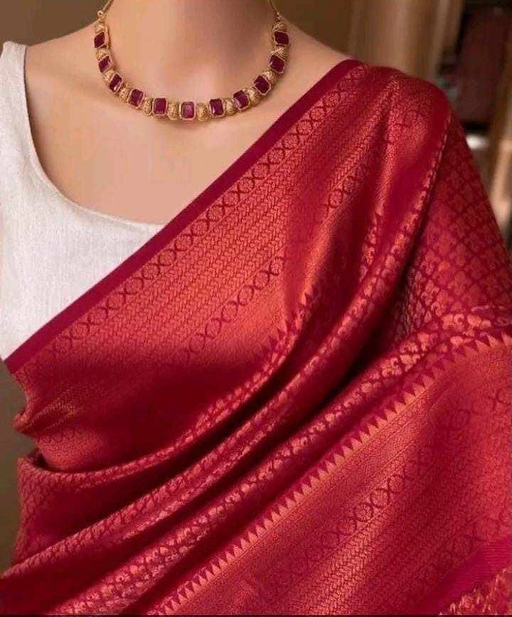 Lichi Silk Classic Charm Soft Lichi Silk Saree with Rich Pallu & Jacquard Work