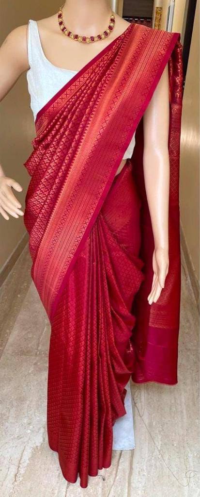 Lichi Silk Classic Charm Soft Lichi Silk Saree with Rich Pallu & Jacquard Work