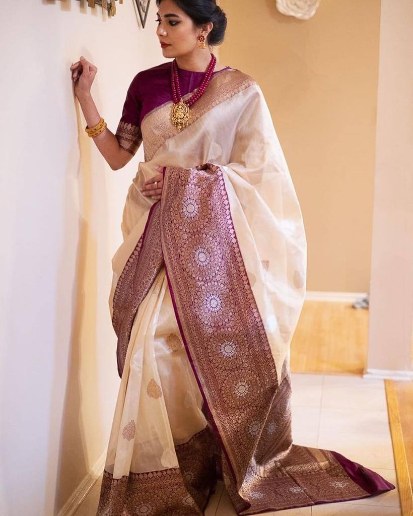 Royal Soft Lichi Silk Saree with Luxurious Jacquard Work & Rich Pallu