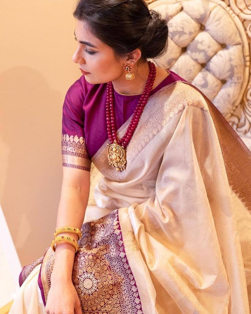 Royal Soft Lichi Silk Saree with Luxurious Jacquard Work & Rich Pallu