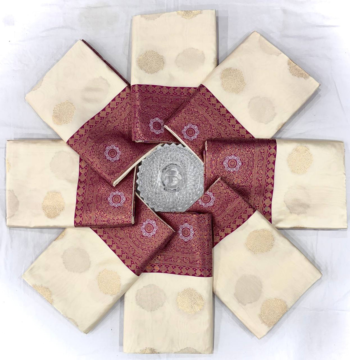 Royal Soft Lichi Silk Saree with Luxurious Jacquard Work & Rich Pallu