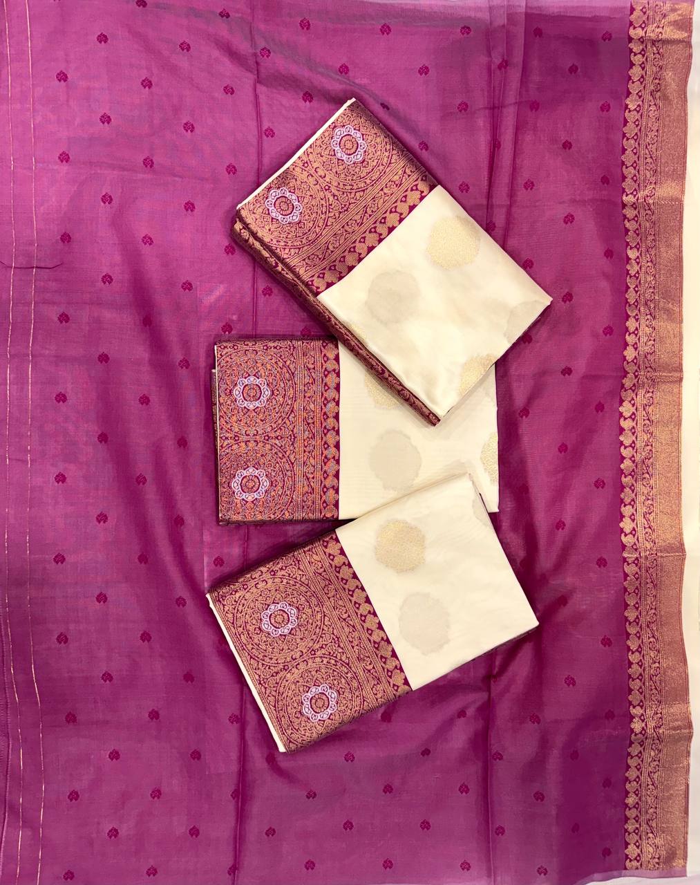 Royal Soft Lichi Silk Saree with Luxurious Jacquard Work & Rich Pallu