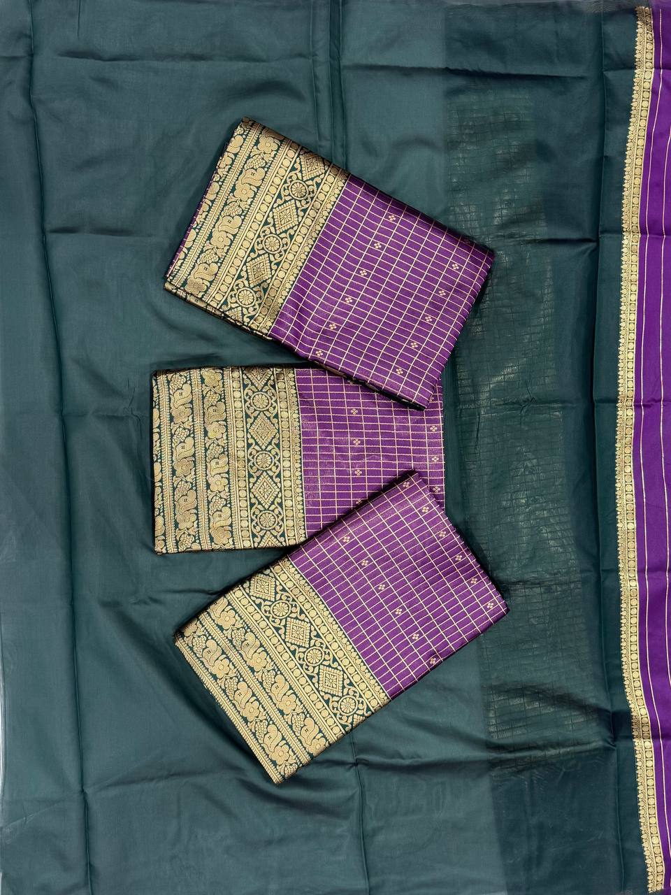 Lichi Silk Jacquard Saree with Rich Pallu Design & Exclusive Border Blouse