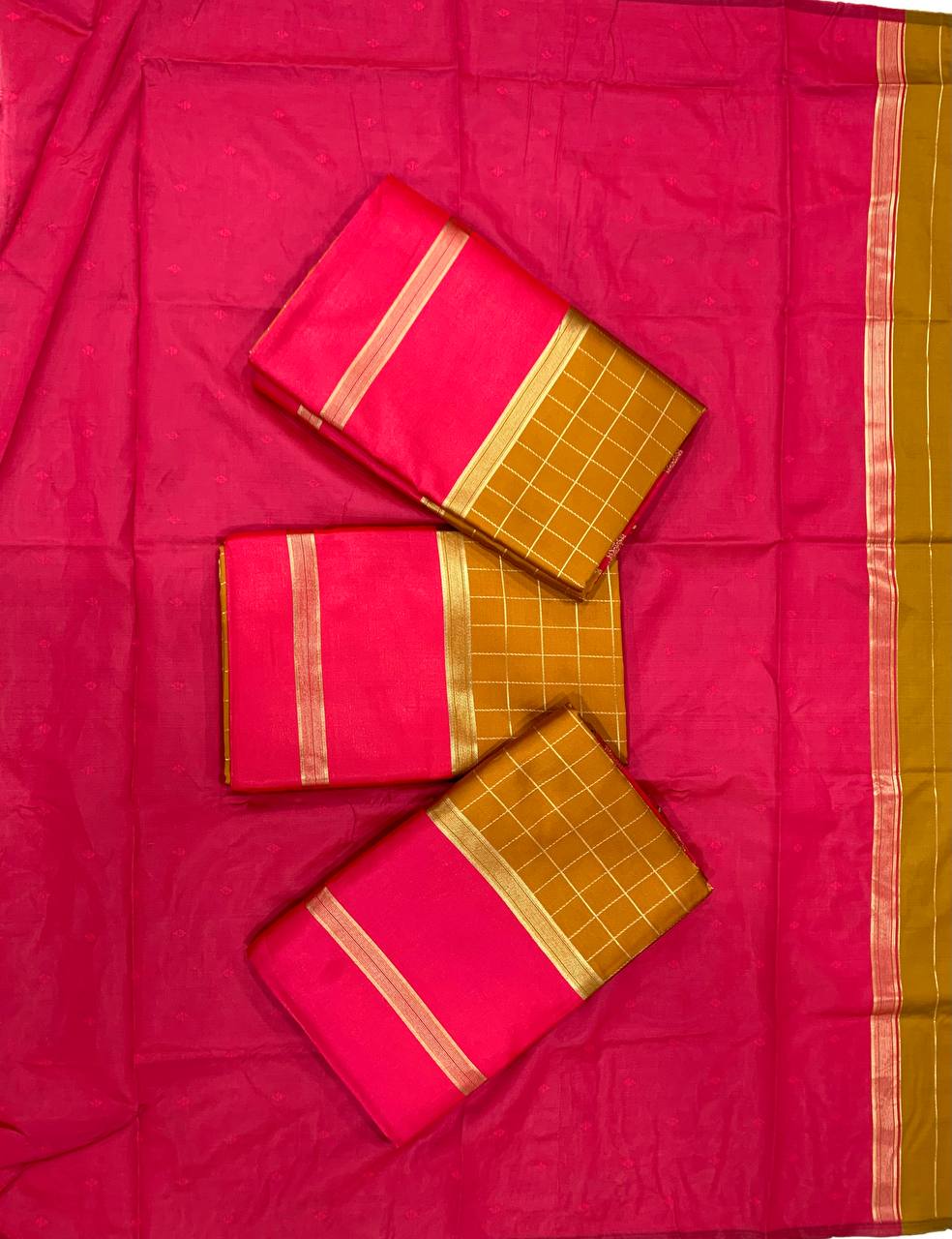 Elegant Soft Lichi Silk Saree with Artistic Jacquard Weave & Rich Pallu