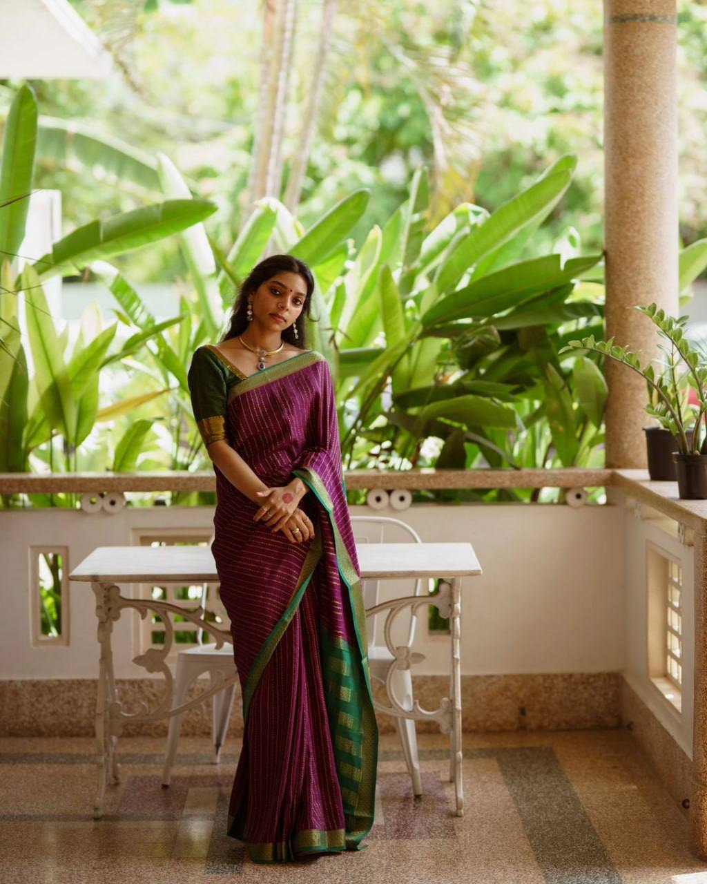 Exquisite Soft Lichi Silk Saree with Woven Jacquard Beauty & Rich Pallu