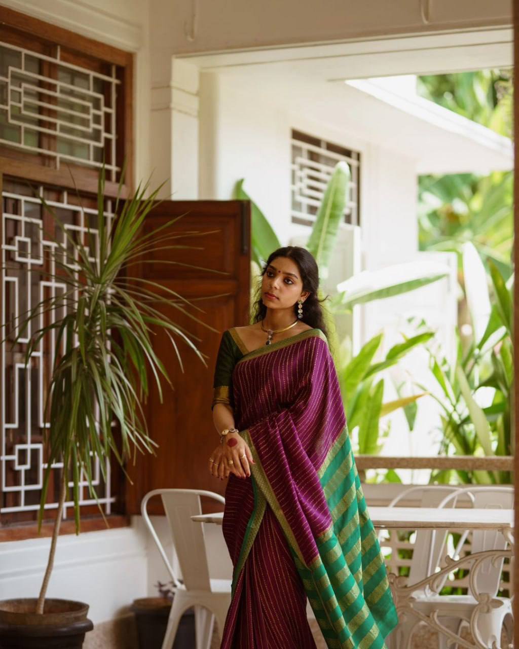 Exquisite Soft Lichi Silk Saree with Woven Jacquard Beauty & Rich Pallu