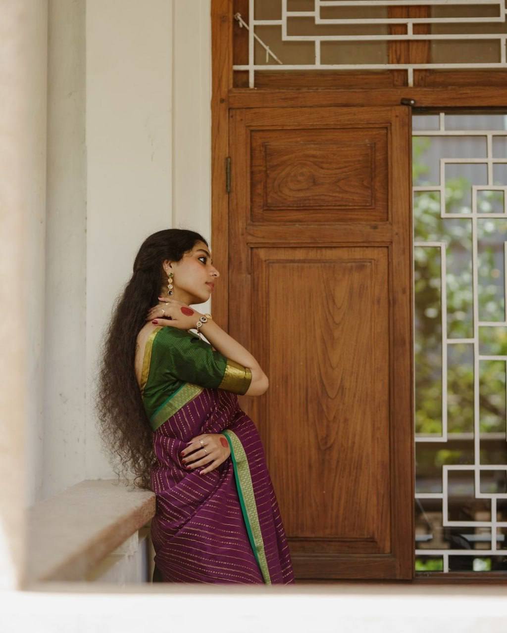 Exquisite Soft Lichi Silk Saree with Woven Jacquard Beauty & Rich Pallu