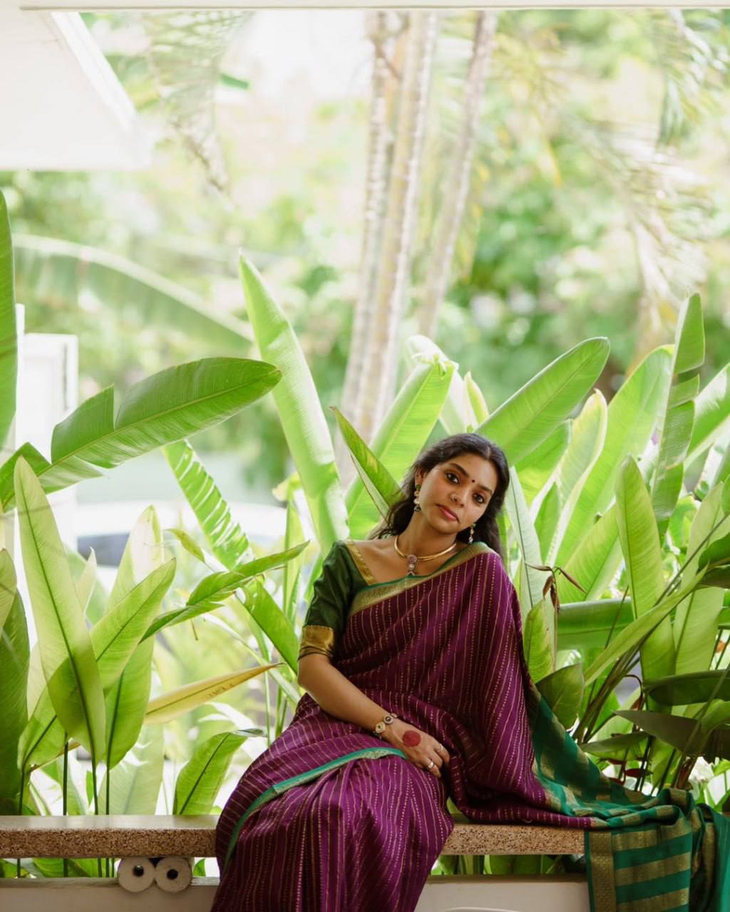 Exquisite Soft Lichi Silk Saree with Woven Jacquard Beauty & Rich Pallu