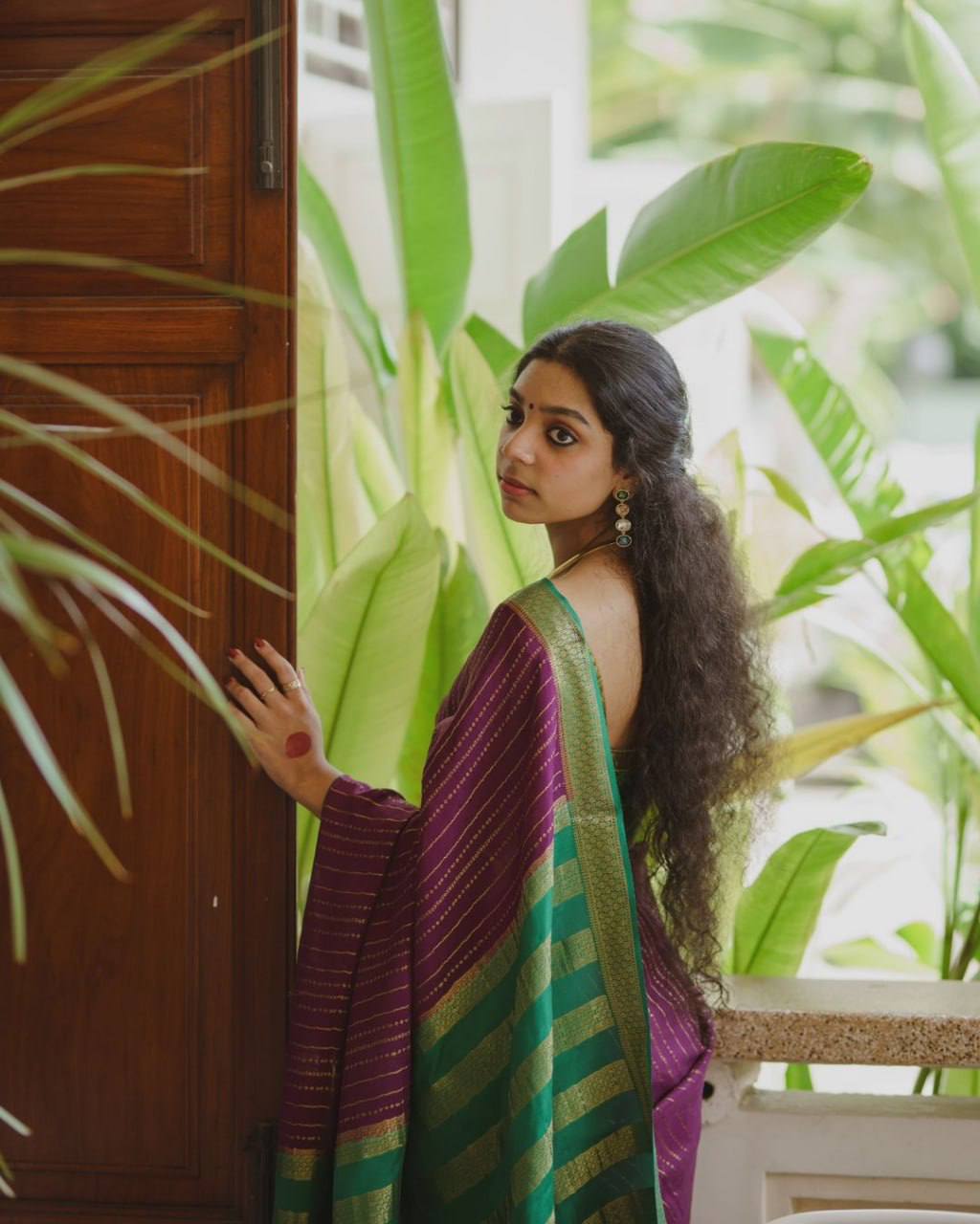 Exquisite Soft Lichi Silk Saree with Woven Jacquard Beauty & Rich Pallu