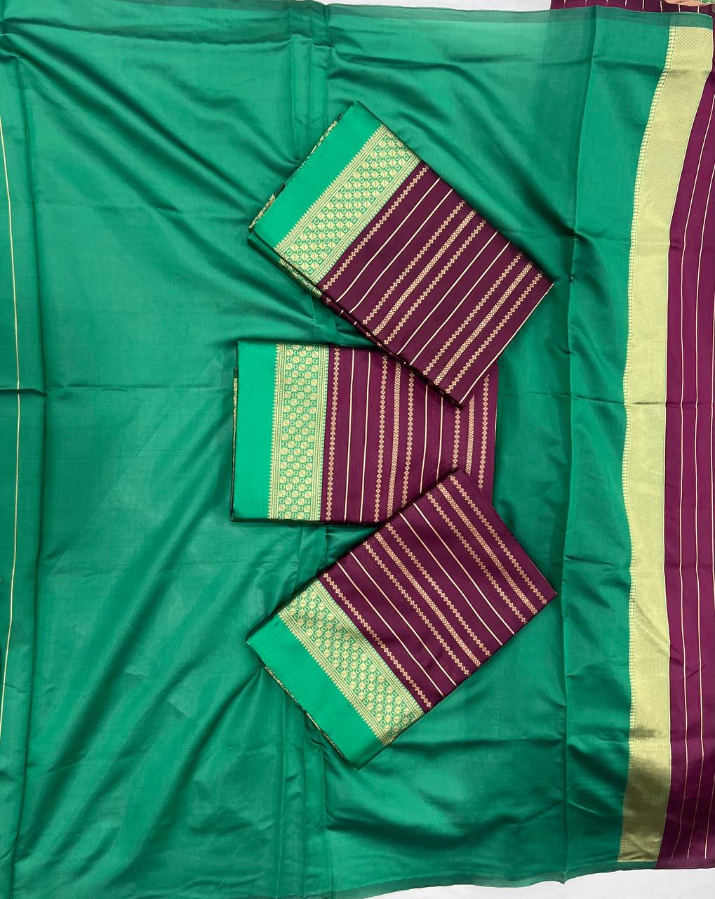 Exquisite Soft Lichi Silk Saree with Woven Jacquard Beauty & Rich Pallu