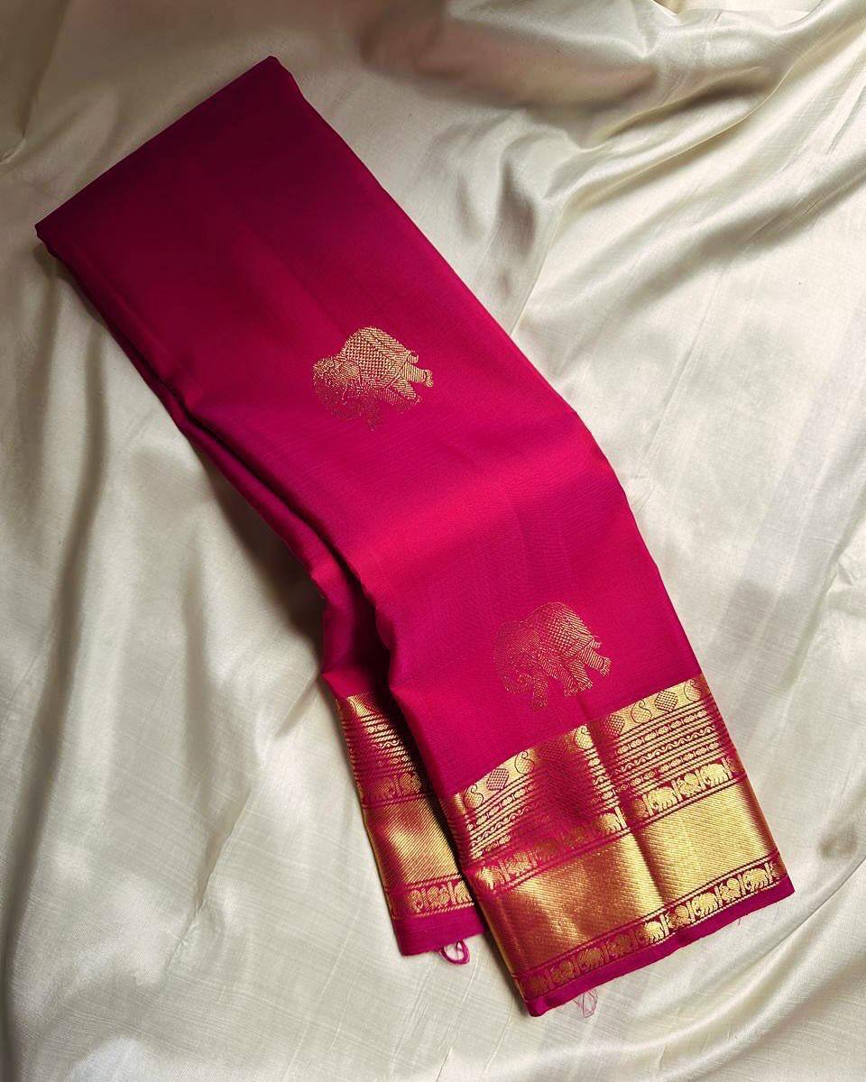 Graceful Soft Lichi Silk Saree with Ornate Jacquard Work & Rich Pallu