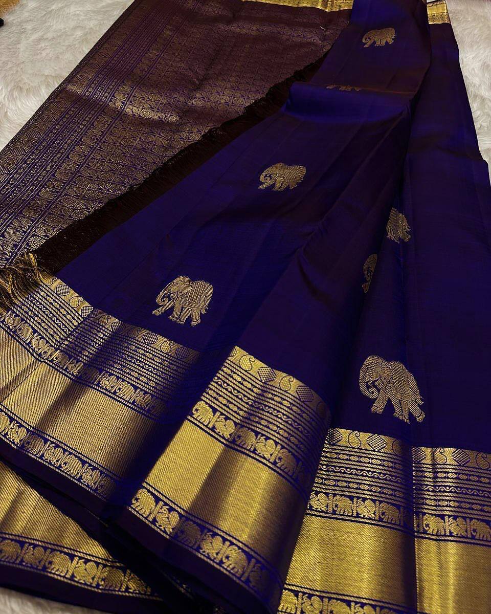 Graceful Soft Lichi Silk Saree with Ornate Jacquard Work & Rich Pallu