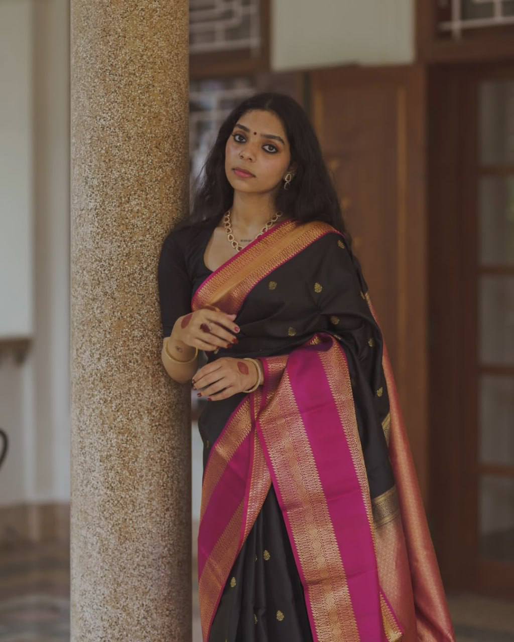 Luxury Soft Lichi Silk Saree with Exquisite Jacquard Work & Rich Pallu