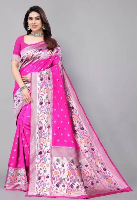 Elegant Soft Lichi Silk Saree with Jacquard Artistry & Statement Pallu