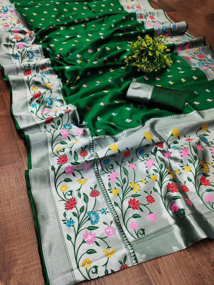 Elegant Soft Lichi Silk Saree with Jacquard Artistry & Statement Pallu