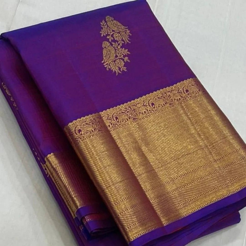 Royal Soft Lichi Silk Saree with Intricate Jacquard Work & Rich Pallu