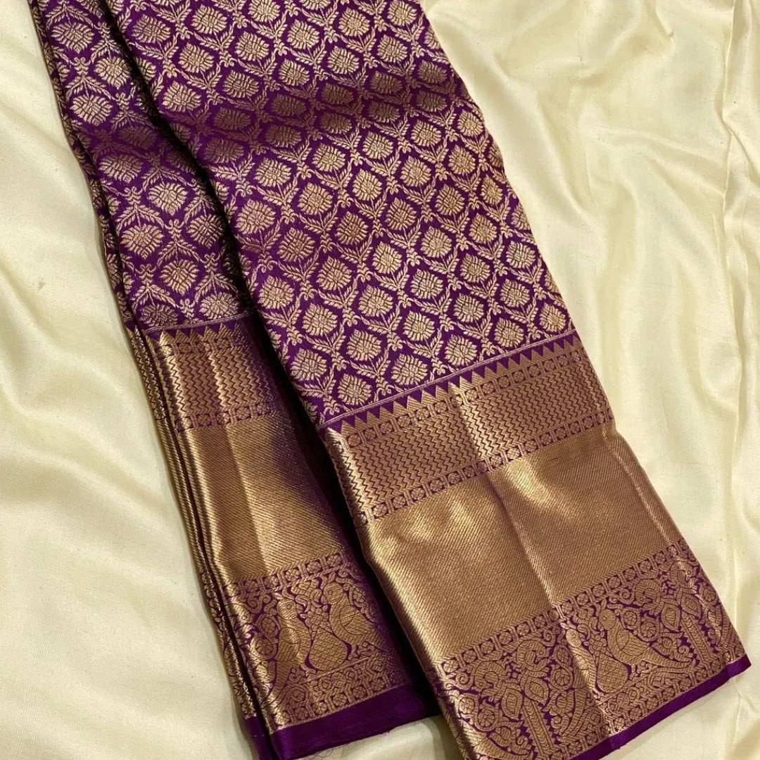 Elegant Soft Lichi Silk Jacquard Saree with Rich Pallu
