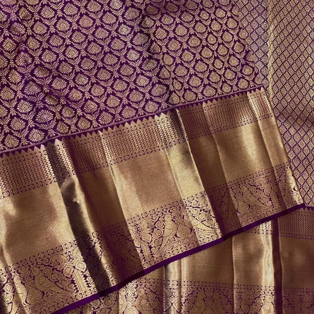 Elegant Soft Lichi Silk Jacquard Saree with Rich Pallu
