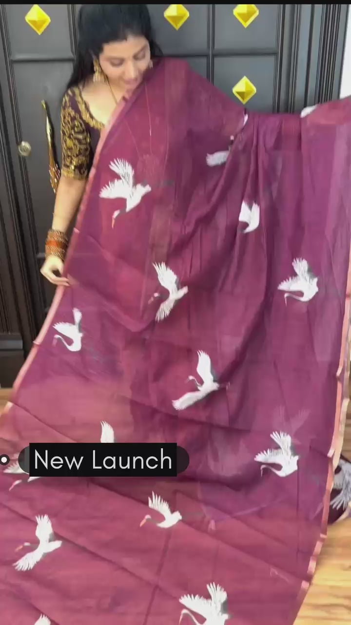 Golden Crane Elegance Linen Cotton Saree with Gold Zari Weaving Patti & Crane Digital Print